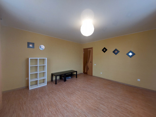 Продам двухкомнатную (2-комн.) квартиру, Шереметьевская ул, 9, Рязань г