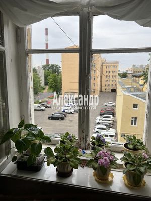 Продам комнату в 4-комн. квартире, Воронежская ул, 122, Санкт-Петербург г