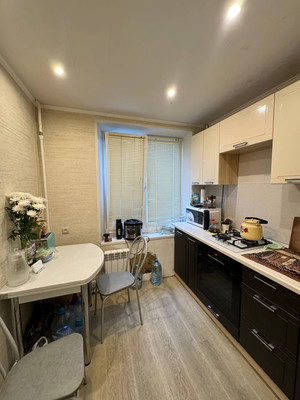 Продам двухкомнатную (2-комн.) квартиру, Садовая ул, 37, Кашира г