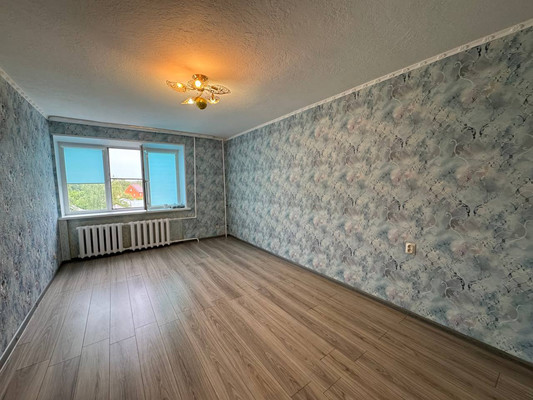 Продам комнату в 8-комн. квартире, Пушкина ул, 97, Ступино г