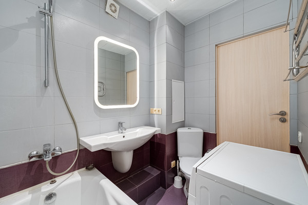 Продам двухкомнатную (2-комн.) квартиру, Свободы ул, 97, Москва г