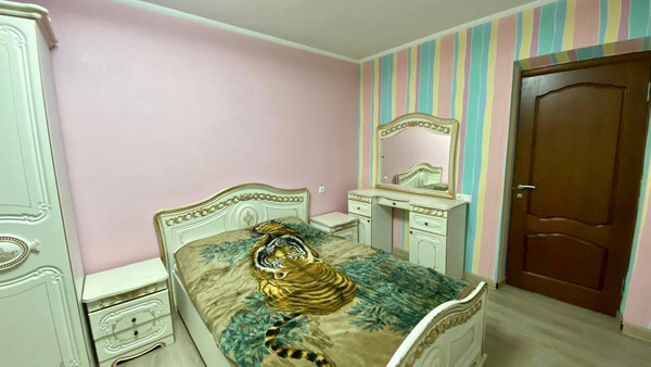 Продам трехкомнатную (3-комн.) квартиру, Зорге ул, 50, Ростов-на-Дону г