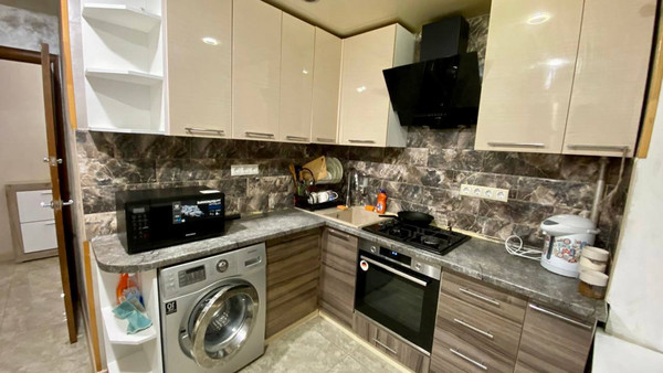 Продам трехкомнатную (3-комн.) квартиру, Зорге ул, 50, Ростов-на-Дону г