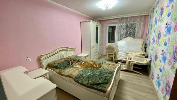 Продам трехкомнатную (3-комн.) квартиру, Зорге ул, 50, Ростов-на-Дону г