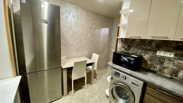 Продам трехкомнатную (3-комн.) квартиру, Зорге ул, 50, Ростов-на-Дону г