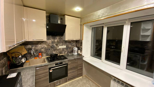 Продам трехкомнатную (3-комн.) квартиру, Зорге ул, 50, Ростов-на-Дону г