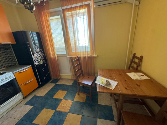 Продам однокомнатную (1-комн.) квартиру, Ферганский проезд, 11к2, Москва г
