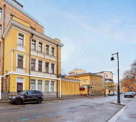 Продам торговое помещение 195,9 м2, Еропкинский пер, 16, Москва г