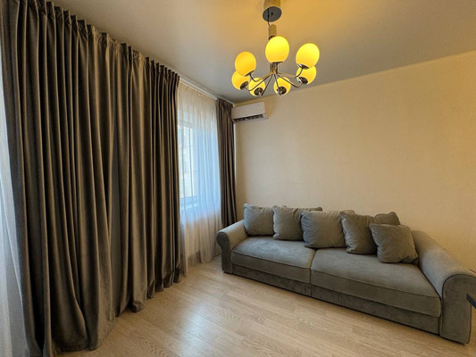 Продам однокомнатную (1-комн.) квартиру, Еременко ул, 112/1, Ростов-на-Дону г