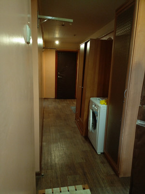 Продам комнату в 8-комн. квартире, Беринга ул, 32Ак2, Санкт-Петербург г