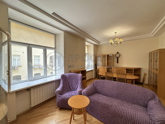 Продам трехкомнатную (3-комн.) квартиру, Козихинский М. пер, 10с2, Москва г