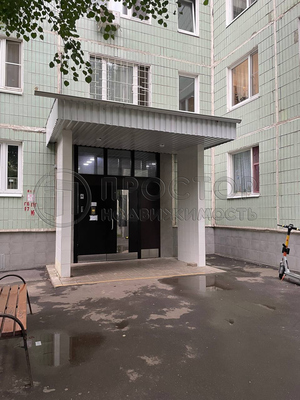 Продам однокомнатную (1-комн.) квартиру, Михневский проезд, 4, Москва г