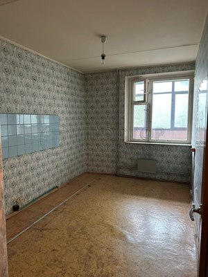 Продам однокомнатную (1-комн.) квартиру, 113а Волжский Бульвар кв-л, к2, Москва г