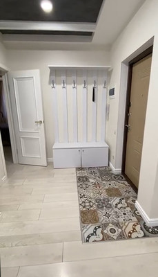 Продам трехкомнатную (3-комн.) квартиру, 1 мкр, 35, Кропоткин г