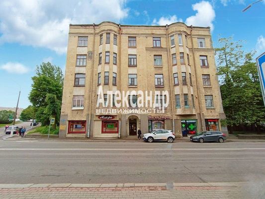 Продам трехкомнатную (3-комн.) квартиру, Портовое ш, 3, Выборг г