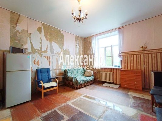 Продам трехкомнатную (3-комн.) квартиру, Портовое ш, 3, Выборг г