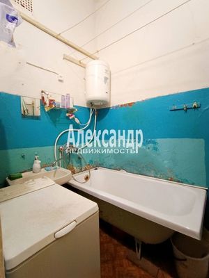 Продам трехкомнатную (3-комн.) квартиру, Портовое ш, 3, Выборг г