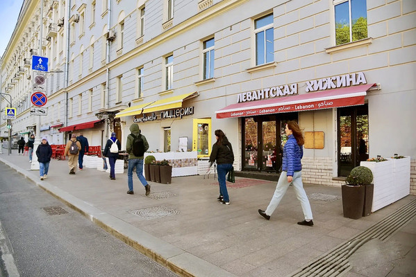 Продам торговое помещение 92,9 м2, Никитский б-р, 12, Москва г