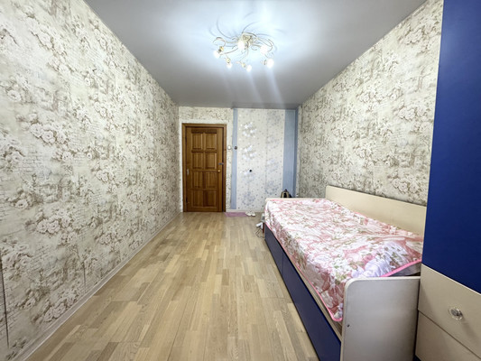 Продам трехкомнатную (3-комн.) квартиру, Гоголя ул, 21, Иркутск г