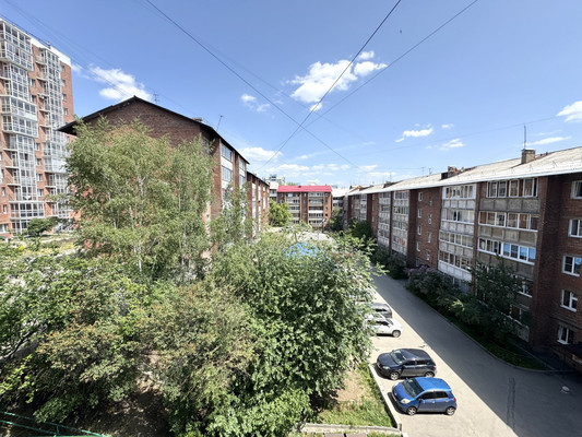 Продам трехкомнатную (3-комн.) квартиру, Гоголя ул, 21, Иркутск г