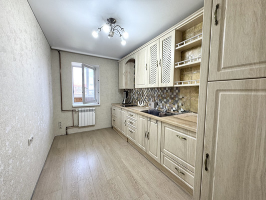 Продам трехкомнатную (3-комн.) квартиру, Гоголя ул, 21, Иркутск г