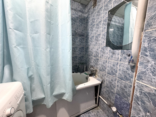 Продам трехкомнатную (3-комн.) квартиру, Гоголя ул, 21, Иркутск г