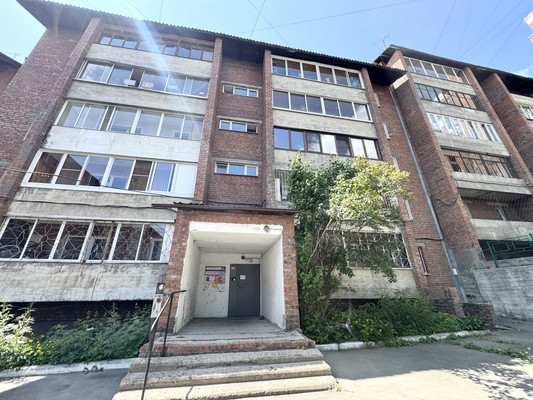 Продам трехкомнатную (3-комн.) квартиру, Гоголя ул, 21, Иркутск г