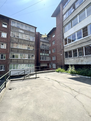 Продам трехкомнатную (3-комн.) квартиру, Гоголя ул, 21, Иркутск г