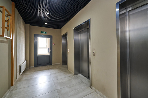 Продам однокомнатную (1-комн.) квартиру, Озёрная ул, 35, Москва г