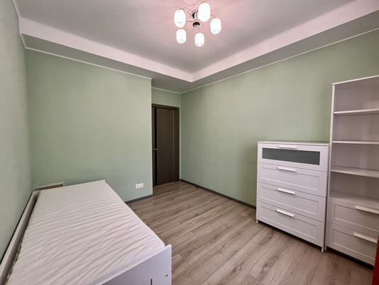 Продам двухкомнатную (2-комн.) квартиру, Дмитровская ул, 8, Базарово д