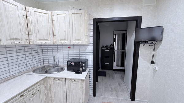 Продам трехкомнатную (3-комн.) квартиру, Маршала Кошевого ул, 40, Волгодонск г