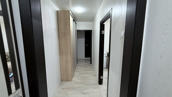 Продам трехкомнатную (3-комн.) квартиру, Маршала Кошевого ул, 40, Волгодонск г