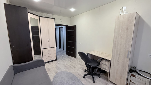 Продам трехкомнатную (3-комн.) квартиру, Маршала Кошевого ул, 40, Волгодонск г