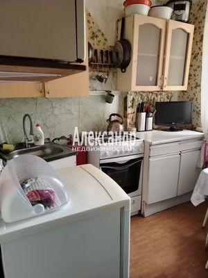 Продам двухкомнатную (2-комн.) квартиру, Им А.К.Харитонова ул, 45, Выборг г