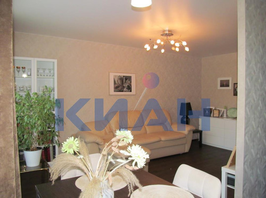 Продам многокомнатную квартиру, Новая Заря ул, 1, Красноярск г