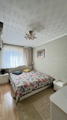 Продам двухкомнатную (2-комн.) квартиру, Малышева ул, 11, Сыктывкар г