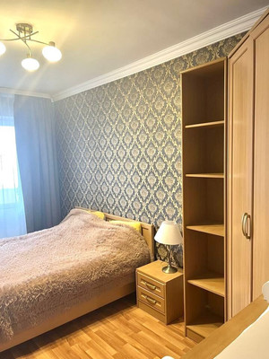 Продам трехкомнатную (3-комн.) квартиру, Еременко ул, 50/2, Ростов-на-Дону г