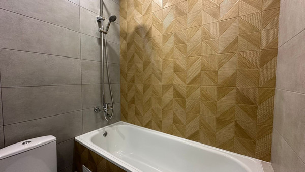 Продам двухкомнатную (2-комн.) квартиру, Еременко ул, 114/1с1, Ростов-на-Дону г