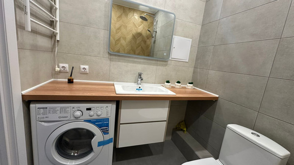Продам двухкомнатную (2-комн.) квартиру, Еременко ул, 114/1с1, Ростов-на-Дону г