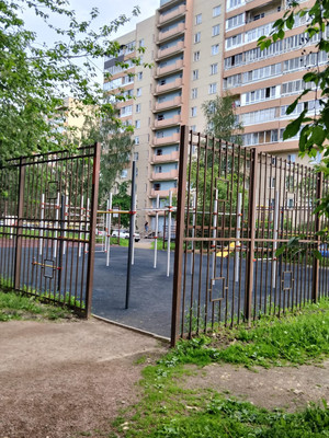 Продам 4-комн. в 6-комн. квартире, Ударников пр-кт, 49к2, Санкт-Петербург г
