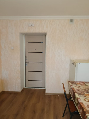 Продам 4-комн. в 6-комн. квартире, Ударников пр-кт, 49к2, Санкт-Петербург г