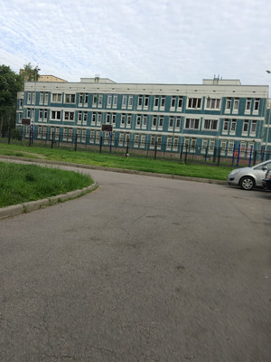 Продам 4-комн. в 6-комн. квартире, Ударников пр-кт, 49к2, Санкт-Петербург г