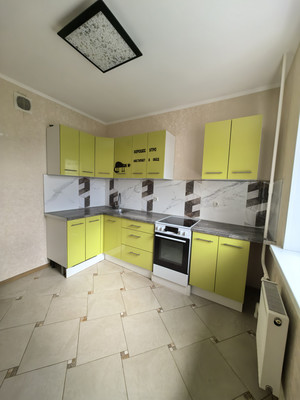 Продам двухкомнатную (2-комн.) квартиру, Сиреневая ул, 1, Озерецкое с
