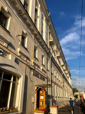 Продам двухкомнатную (2-комн.) квартиру, Красноказарменная ул, 3, Москва г