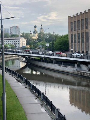 Продам двухкомнатную (2-комн.) квартиру, Красноказарменная ул, 3, Москва г