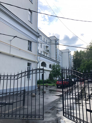 Продам двухкомнатную (2-комн.) квартиру, Красноказарменная ул, 3, Москва г