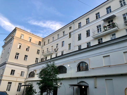 Продам двухкомнатную (2-комн.) квартиру, Красноказарменная ул, 3, Москва г