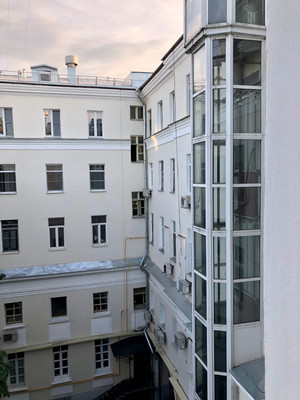 Продам двухкомнатную (2-комн.) квартиру, Красноказарменная ул, 3, Москва г