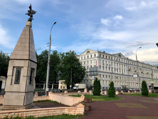 Продам двухкомнатную (2-комн.) квартиру, Красноказарменная ул, 3, Москва г