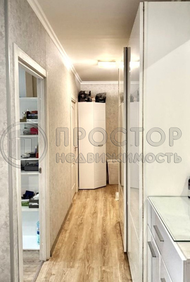 Продам трехкомнатную (3-комн.) квартиру, Генерала Антонова ул, 4к1, Москва г
